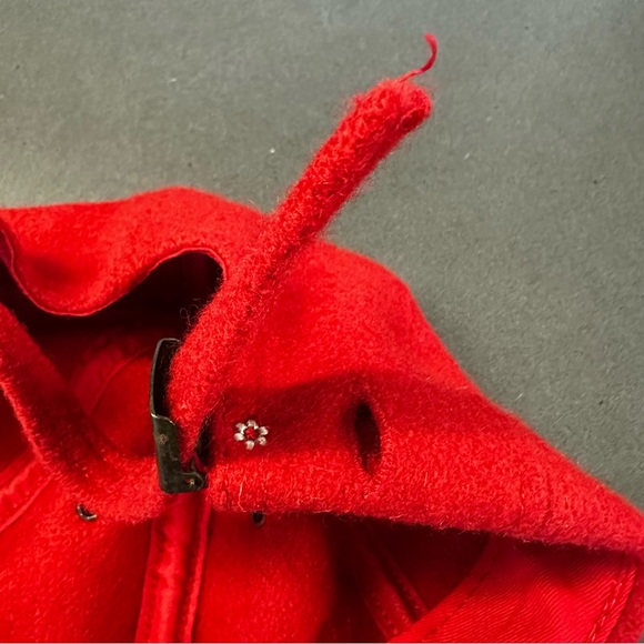 Vibrant Red Vintage GAP 80% Wool Women’s Adjustable Hat Made in USA - Picture 16 of 16